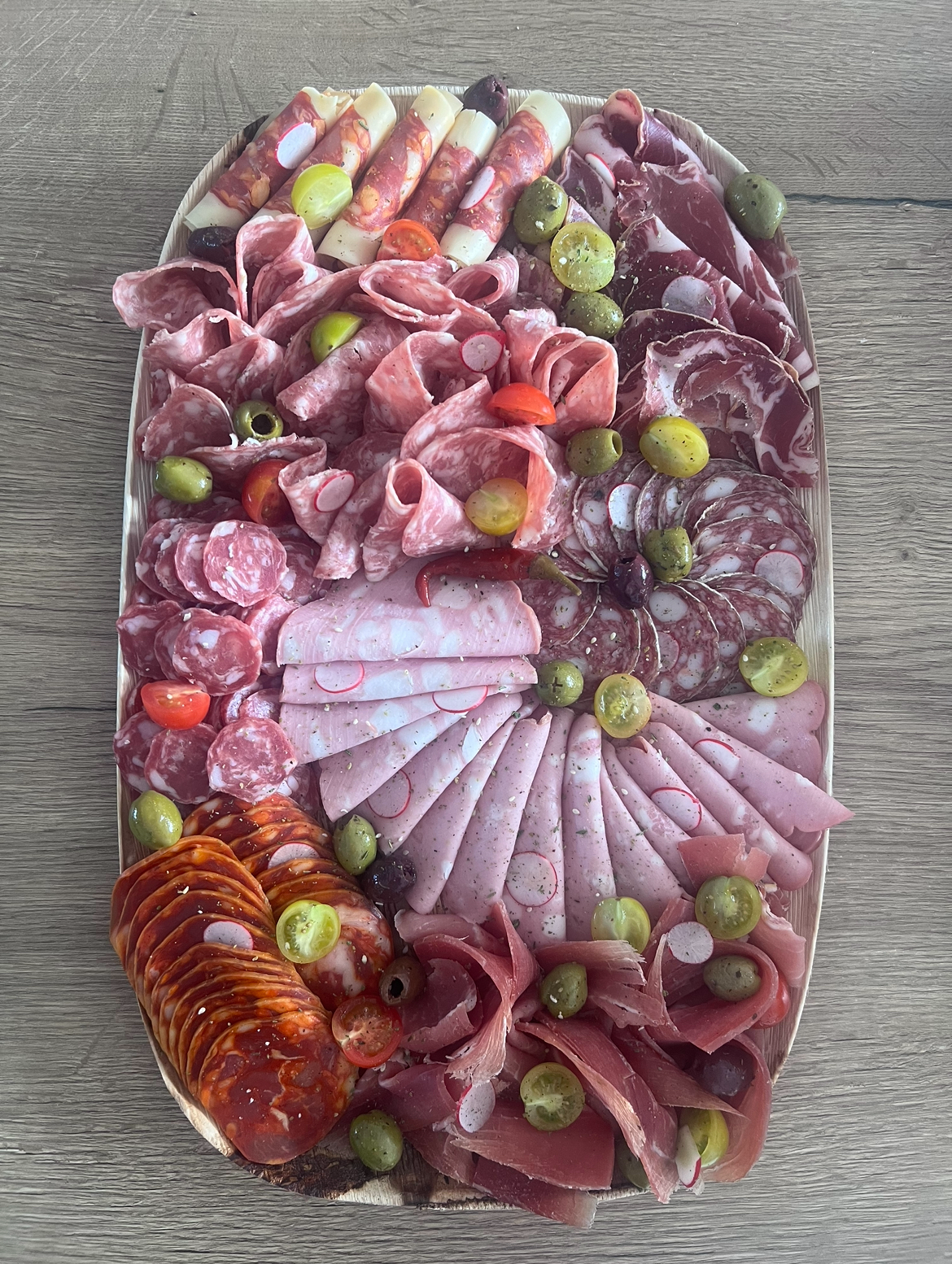 Zuiderse charcuterieschotel